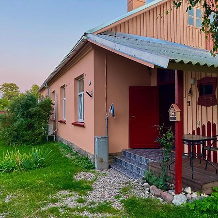 Maria Apartment Roomassaare Курессааре Екстер'єр фото