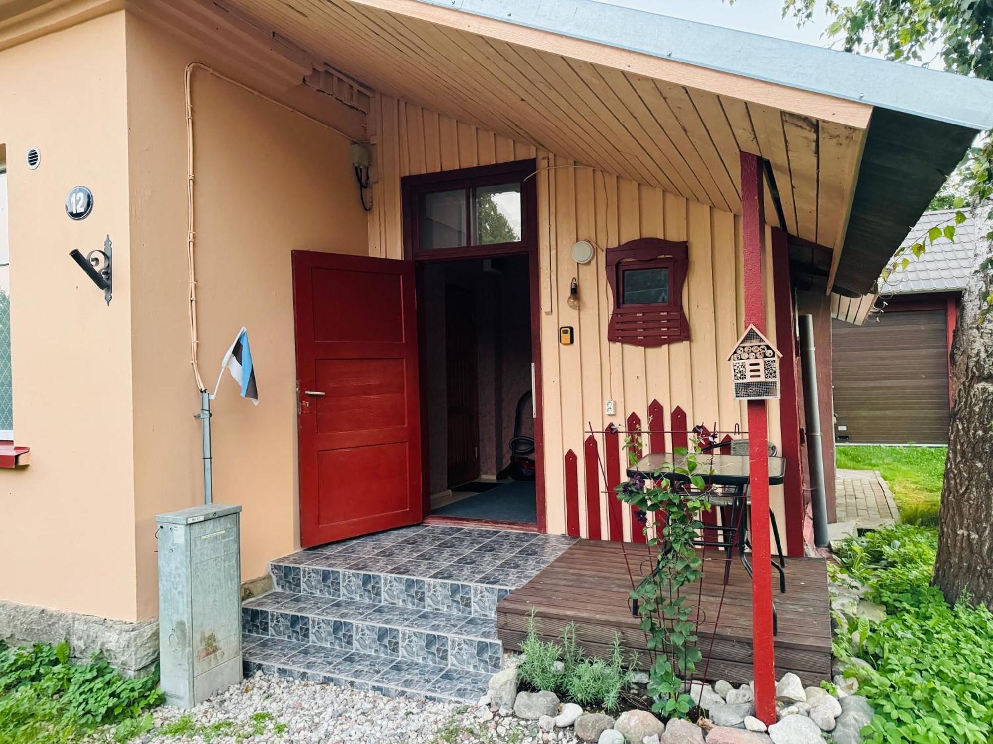 Maria Apartment Roomassaare Курессааре Екстер'єр фото